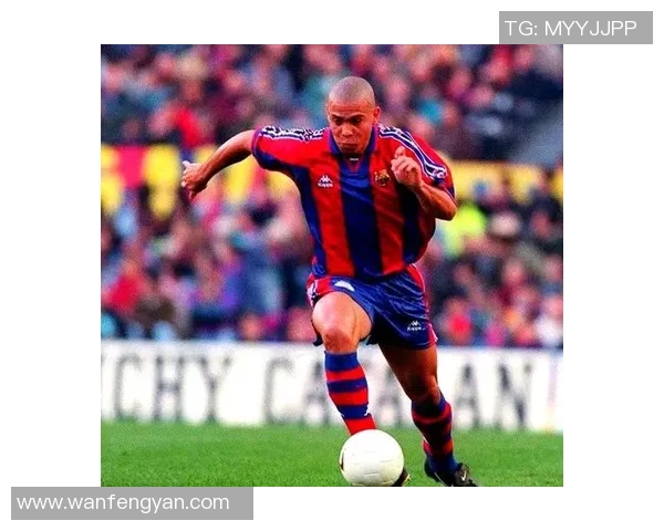 26号出生的足球明星盘点及其辉煌职业生涯回顾 26号出生的足球明星盘点及其辉煌职业生涯回顾